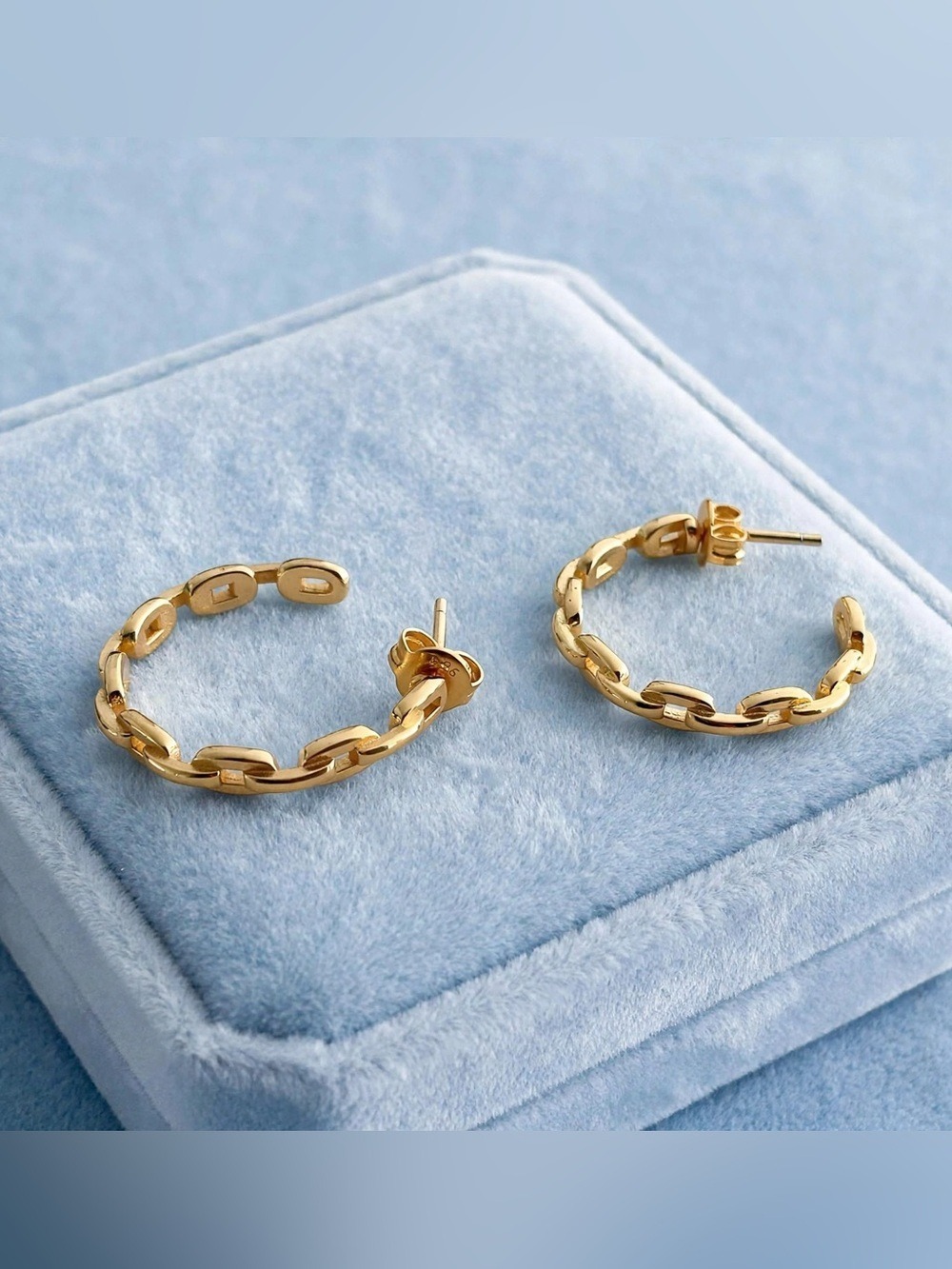 Brand New Hoop Earrings Chain Link Style